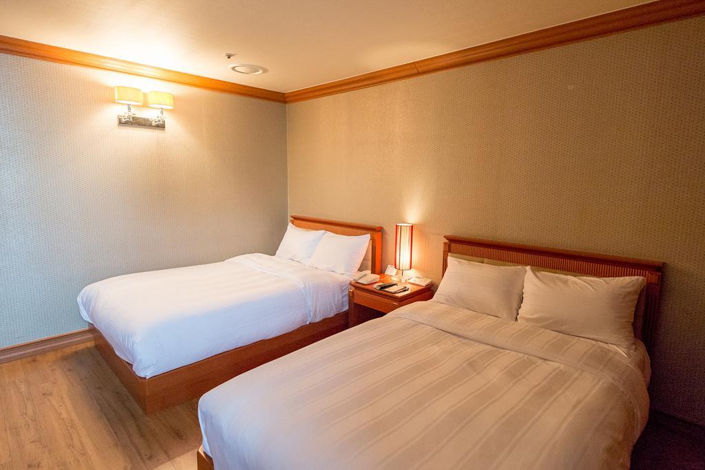 Gwangju Prado Hotel Gwangju Metropolitan City Exterior photo