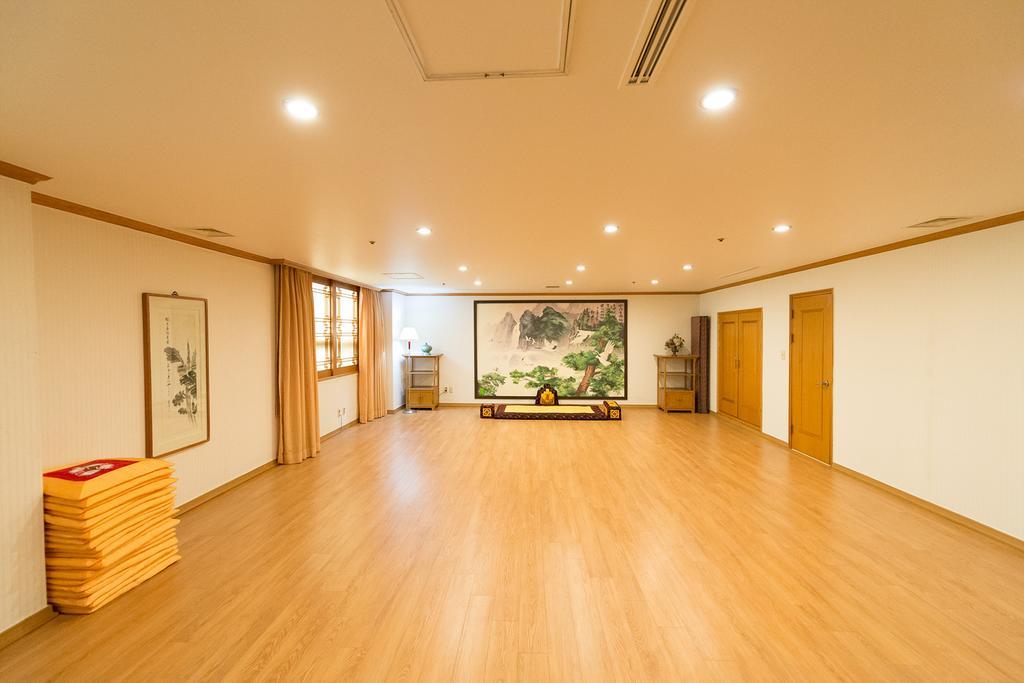 Gwangju Prado Hotel Gwangju Metropolitan City Exterior photo